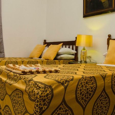 Lola Itang Pension House Tiniguiban Dış mekan fotoğraf