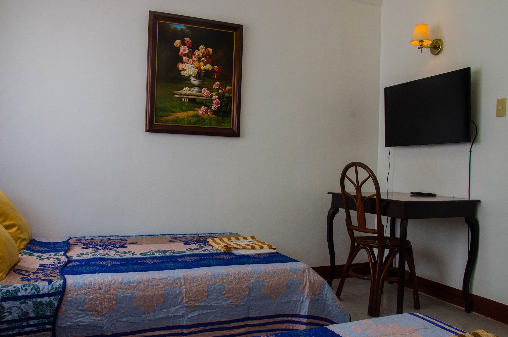 Lola Itang Pension House Tiniguiban Dış mekan fotoğraf