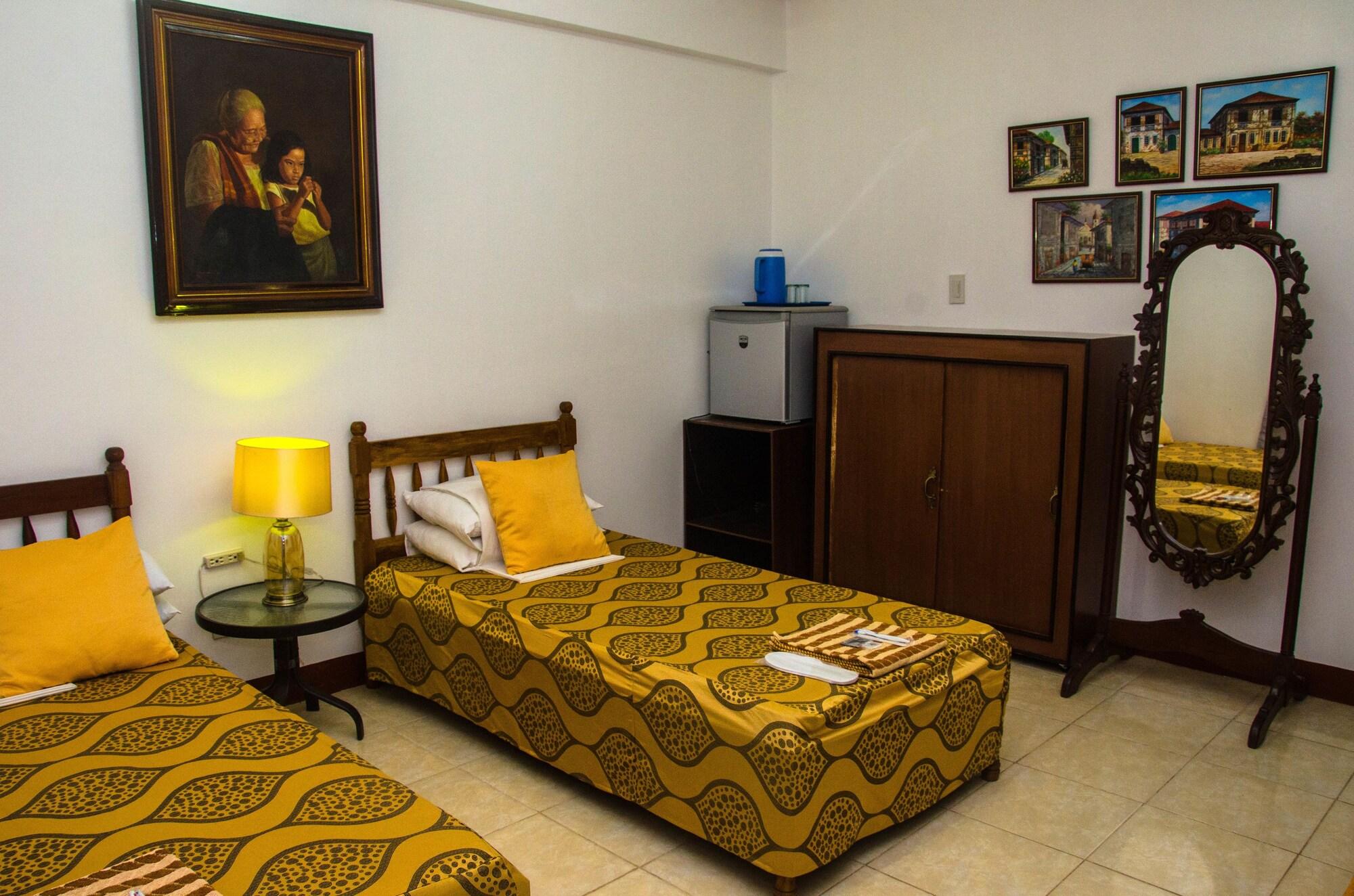 Lola Itang Pension House Tiniguiban Dış mekan fotoğraf