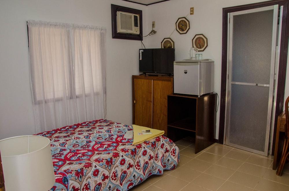 Lola Itang Pension House Tiniguiban Dış mekan fotoğraf