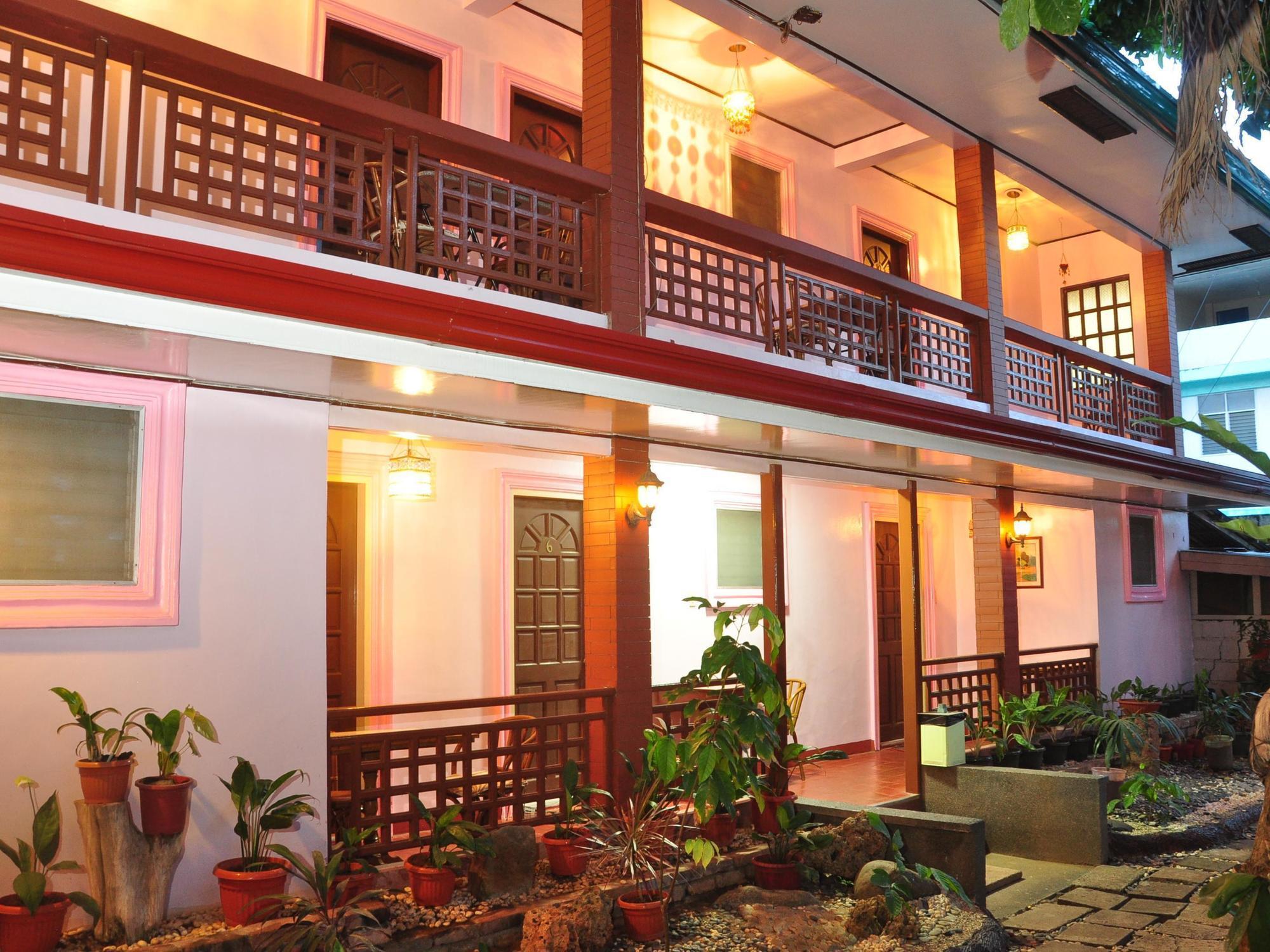 Lola Itang Pension House Tiniguiban Dış mekan fotoğraf