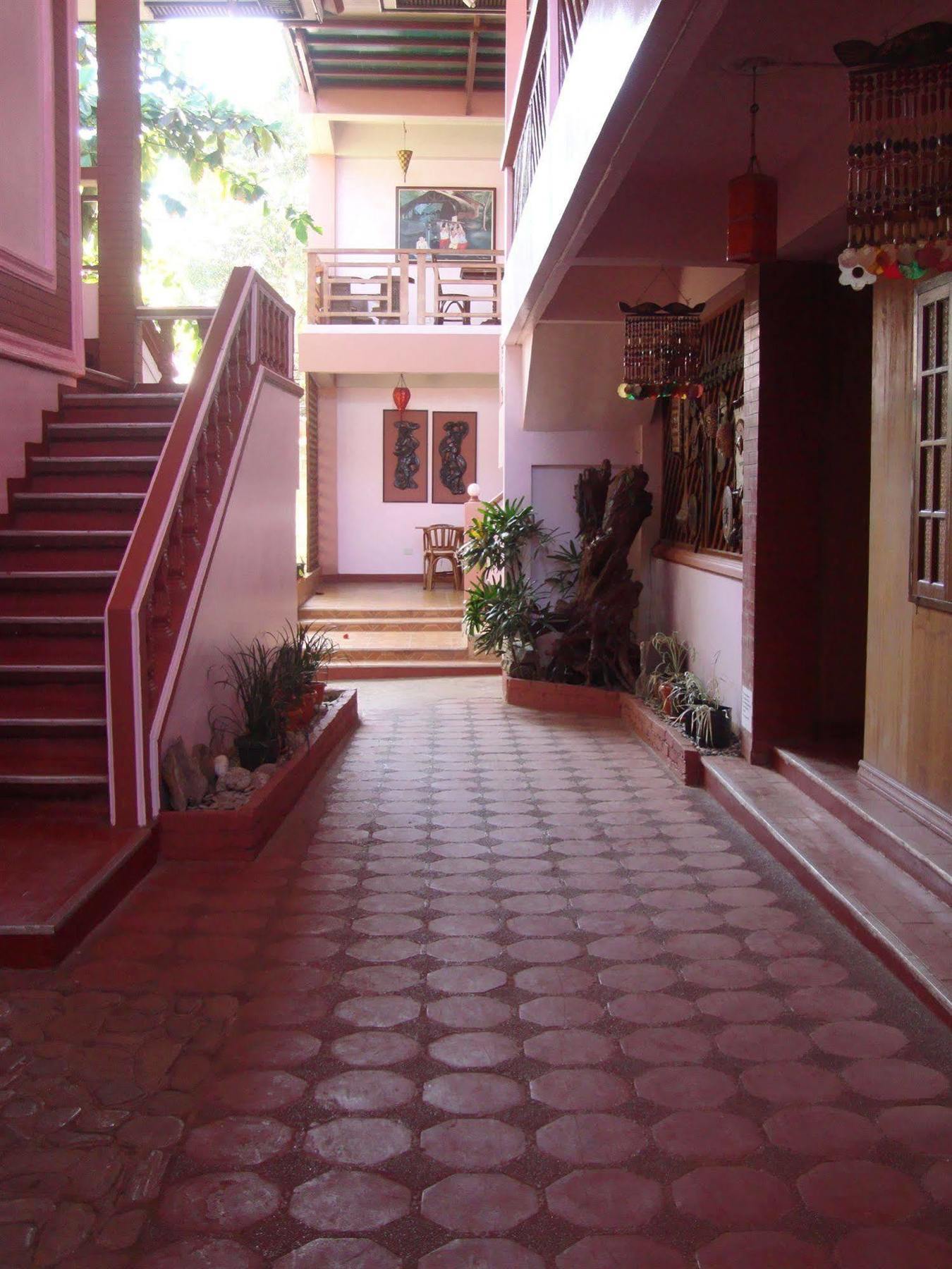 Lola Itang Pension House Tiniguiban Dış mekan fotoğraf