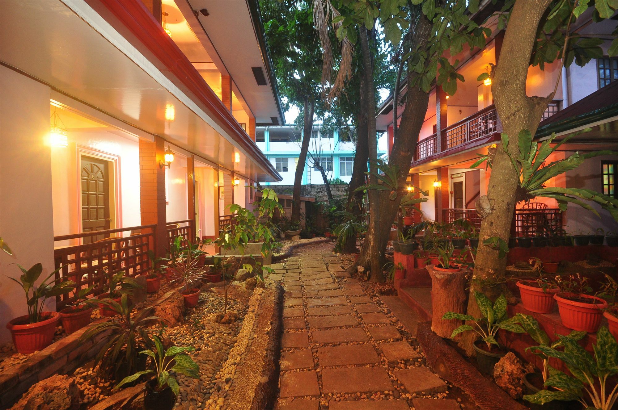 Lola Itang Pension House Tiniguiban Dış mekan fotoğraf