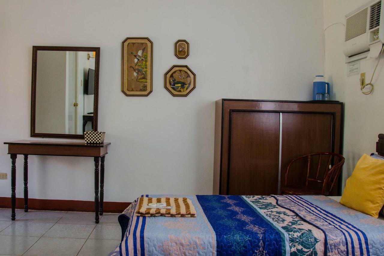 Lola Itang Pension House Tiniguiban Dış mekan fotoğraf