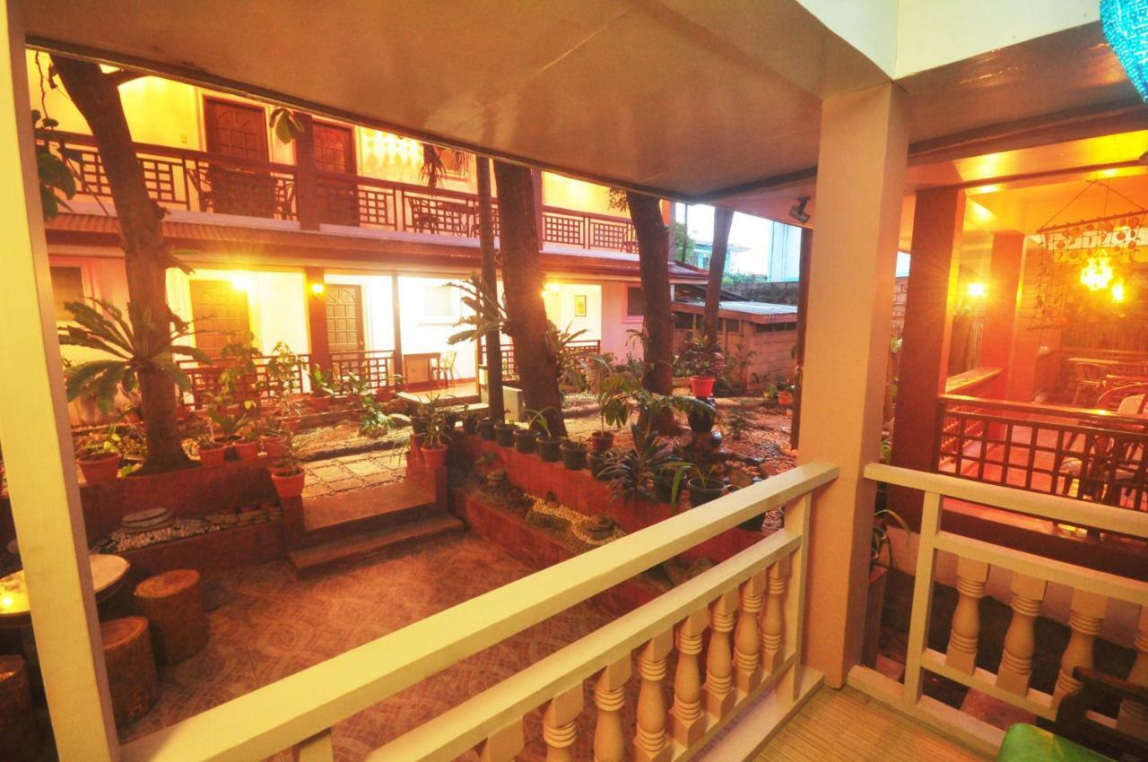 Lola Itang Pension House Tiniguiban Dış mekan fotoğraf