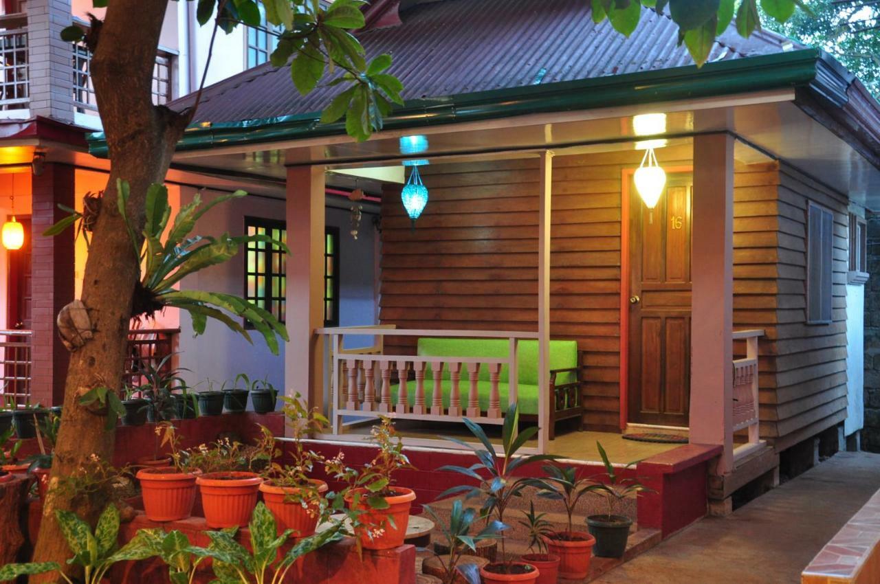 Lola Itang Pension House Tiniguiban Dış mekan fotoğraf